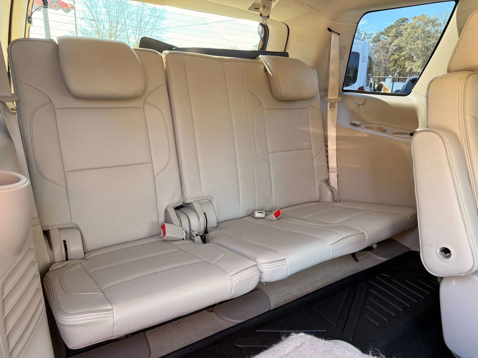 Used 2015 GMC Yukon Denali w/ Open Road Package image 22