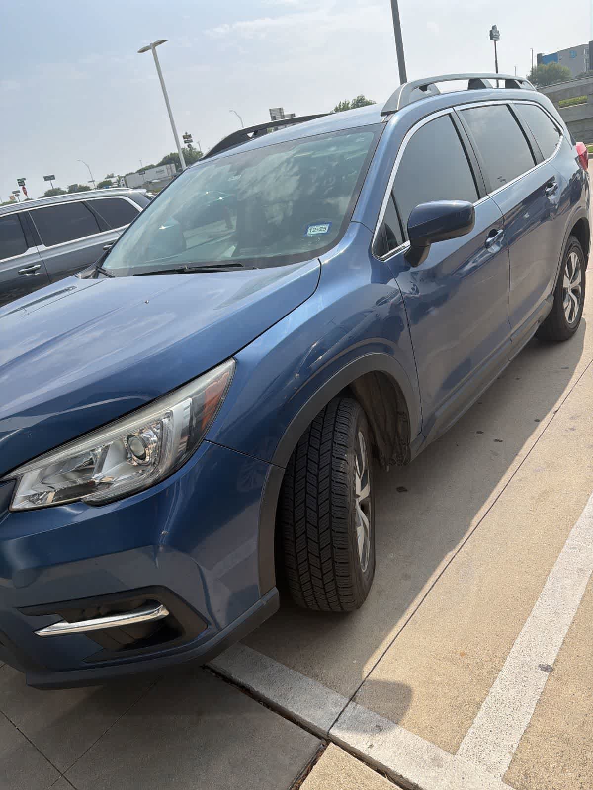Used 2019 Subaru Ascent Premium AWD/4WD image 1