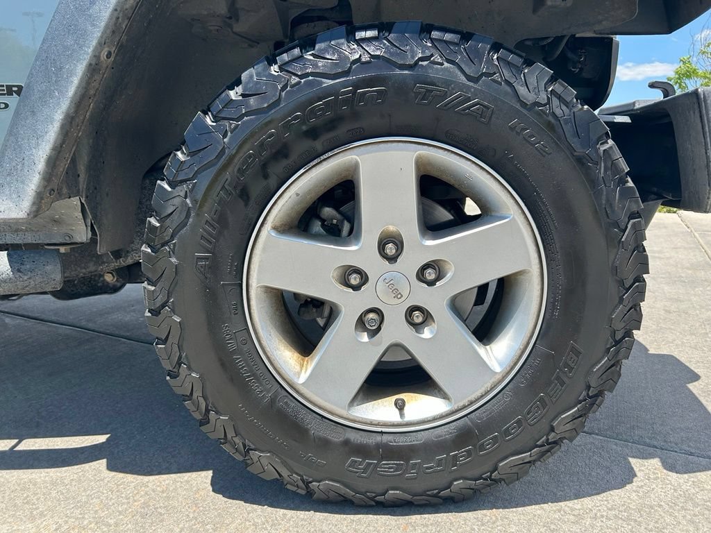 Used 2015 Jeep Wrangler Unlimited Sport w/ Quick Order Package 24S AWD/4WD image 32