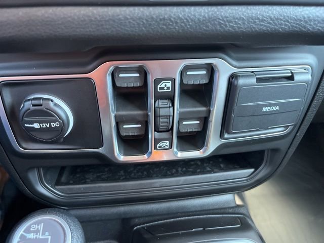 New 2026 Jeep Wrangler Unlimited Sport image 19