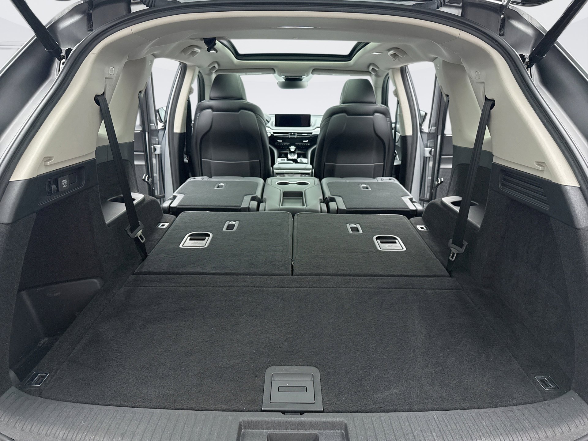 Used 2023 Acura MDX SH-AWD image 24