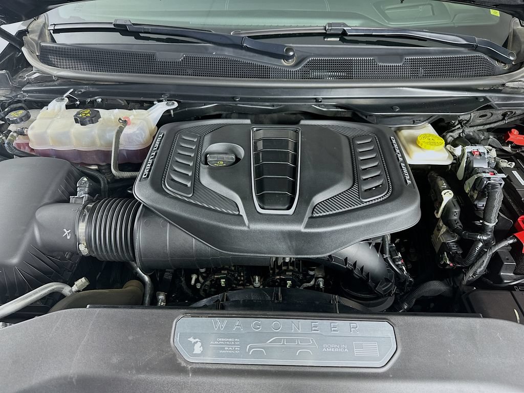 Certified 2025 Jeep Grand Wagoneer 4WD image 43
