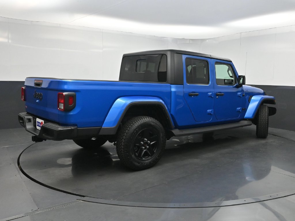 Used 2023 Jeep Gladiator Sport AWD/4WD image 23