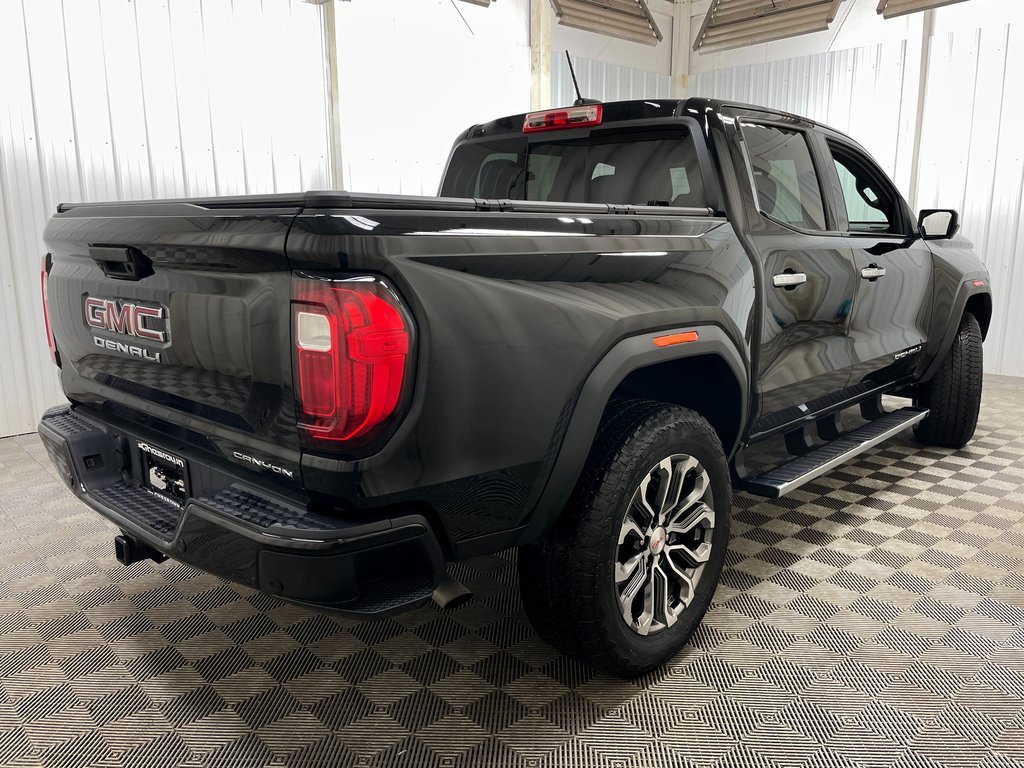 Used 2025 GMC Canyon Denali image 24