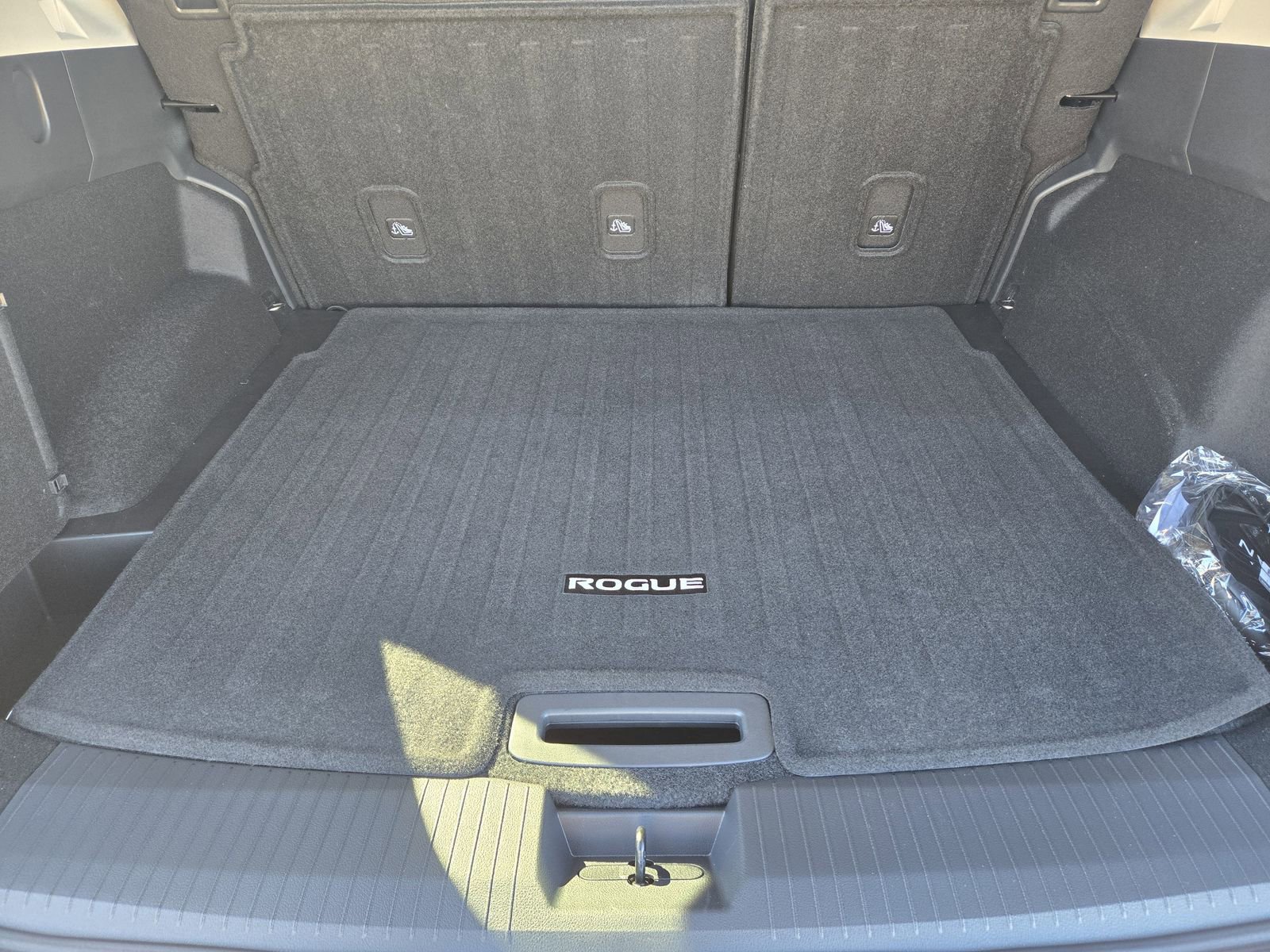 New 2026 Nissan Rogue SV w/ Cold Weather Package image 27