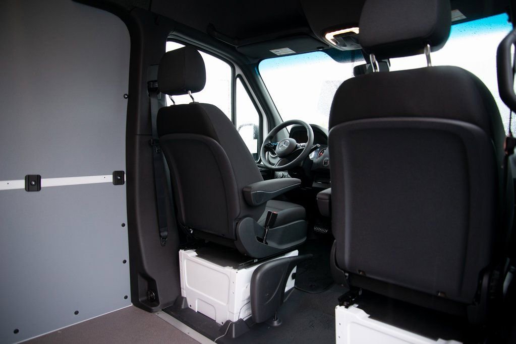 New 2026 Mercedes-Benz Sprinter 2500 image 17