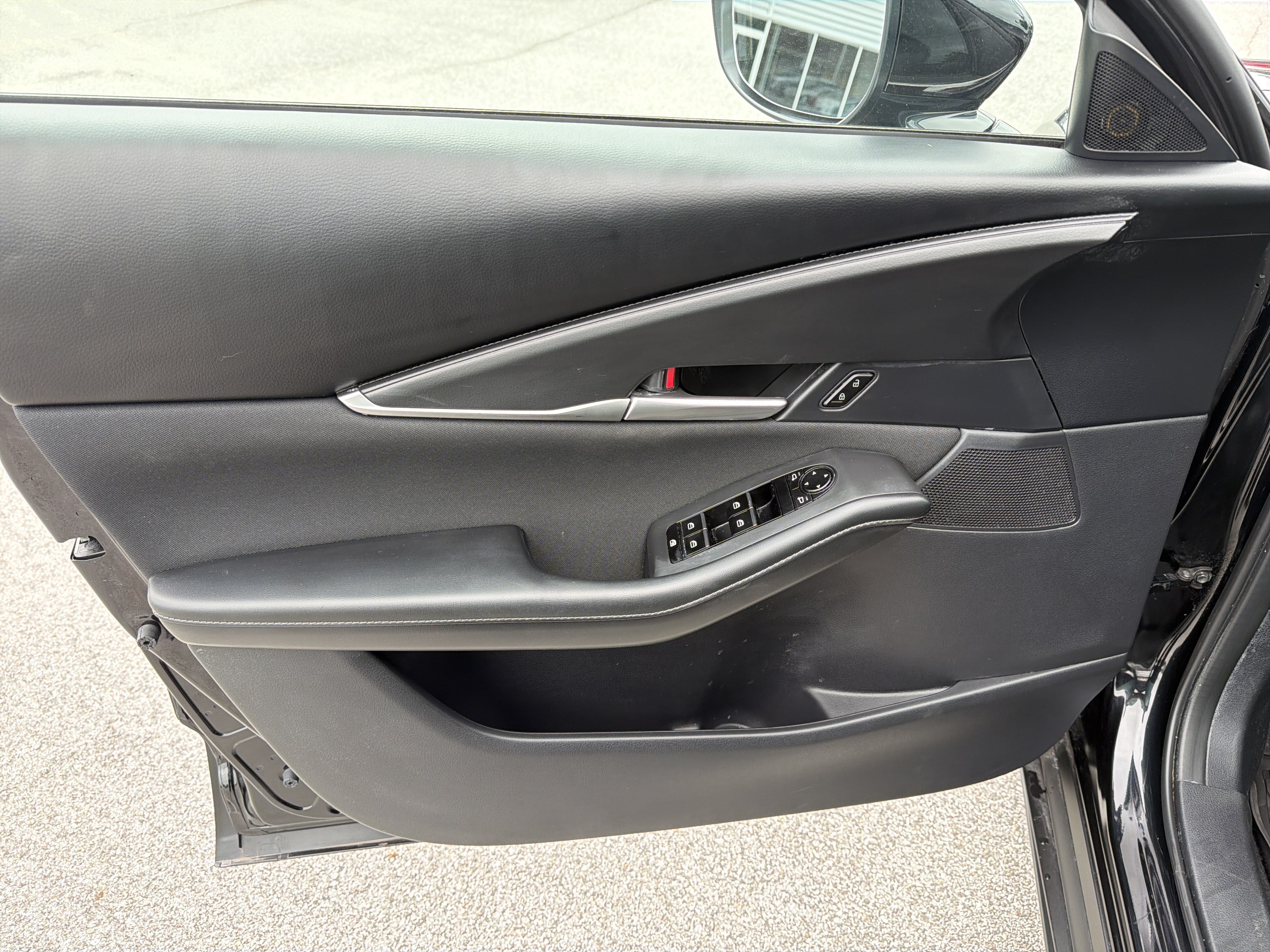 Certified 2025 MAZDA CX-30 AWD 2.5 S image 3
