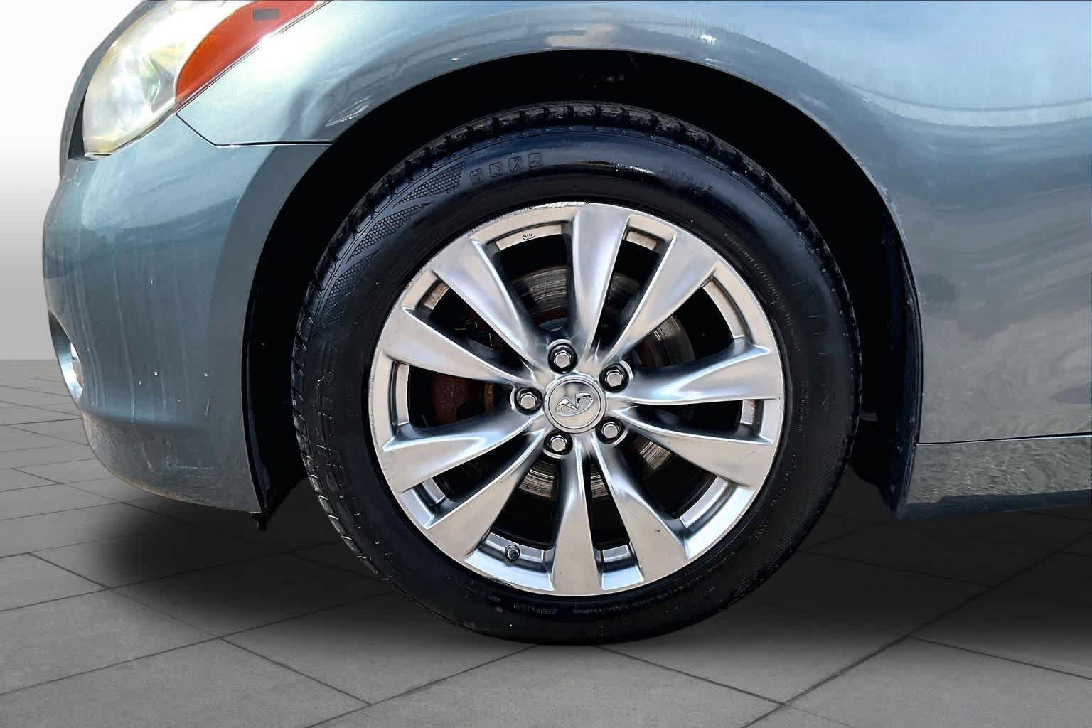 Used 2012 INFINITI M37 w/ Premium Pkg RWD image 14