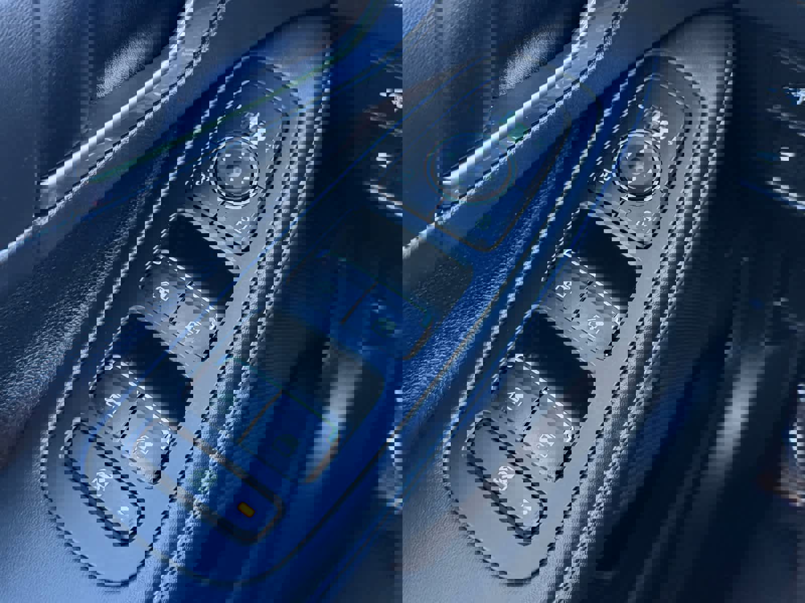 Certified 2023 Hyundai Sonata Limited w/ Cargo Package image 10