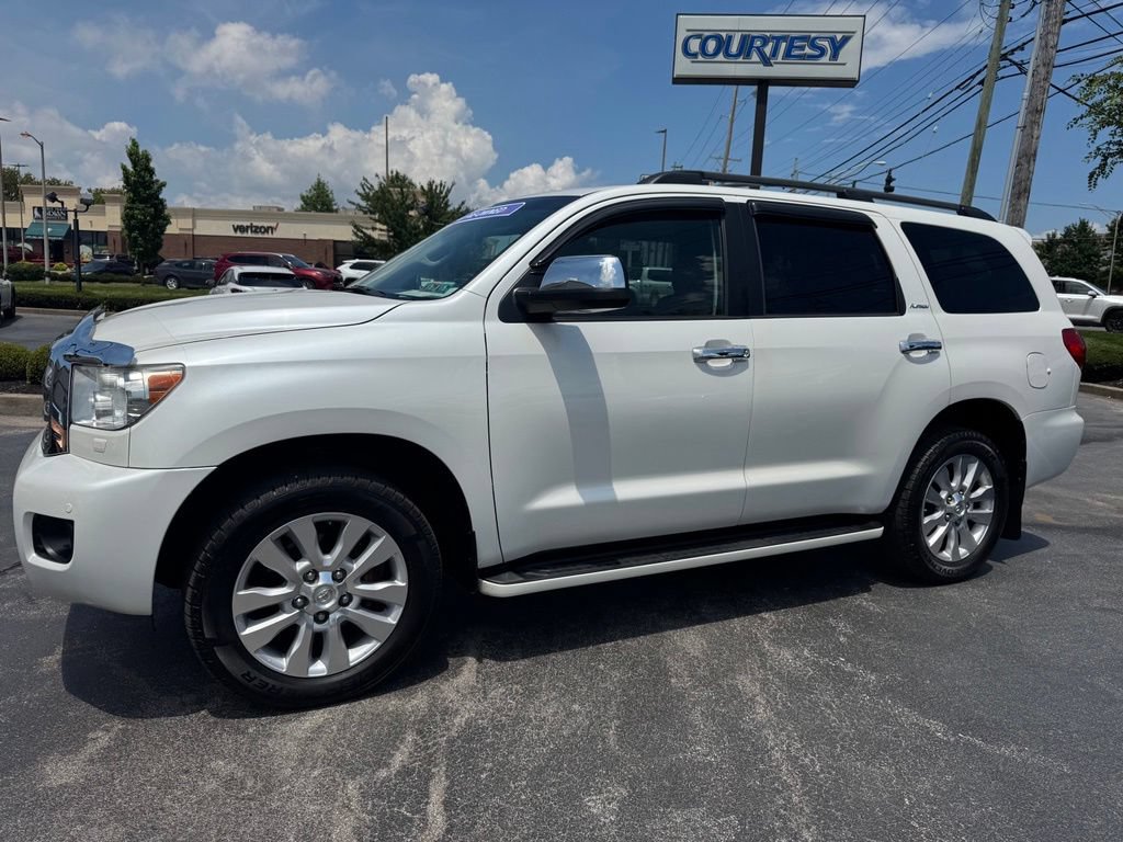 Used 2016 Toyota Sequoia Platinum AWD/4WD image 2