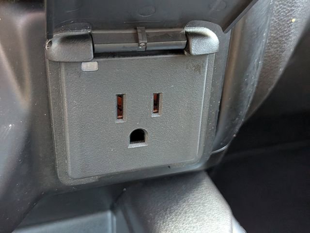 Used 2021 GMC Sierra 1500 SLT w/ SLT Premium Package image 26