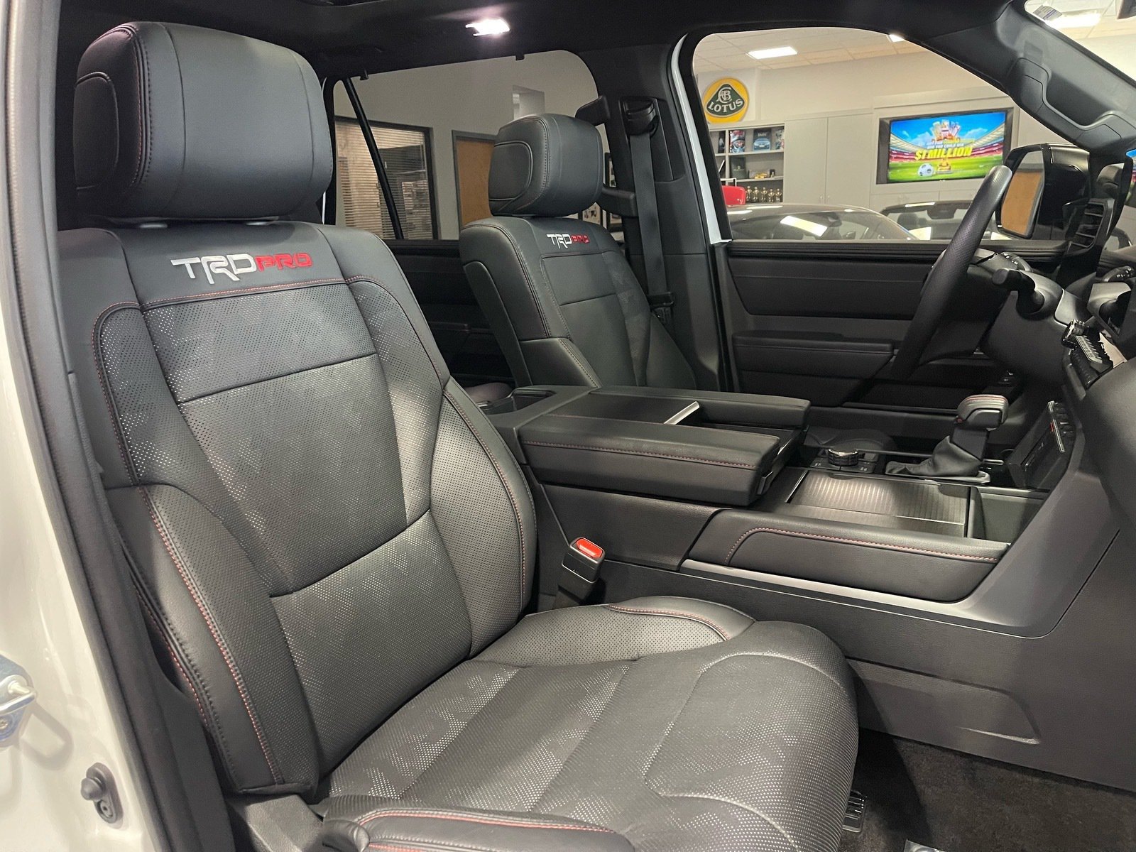 Used 2024 Toyota Sequoia TRD Pro AWD/4WD image 45