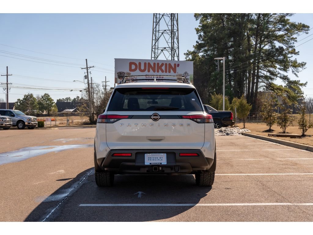 Used 2022 Nissan Pathfinder SV w/ SV Premium Package image 6