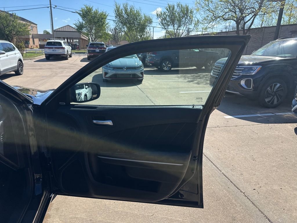 Used 2023 Dodge Charger SXT image 18