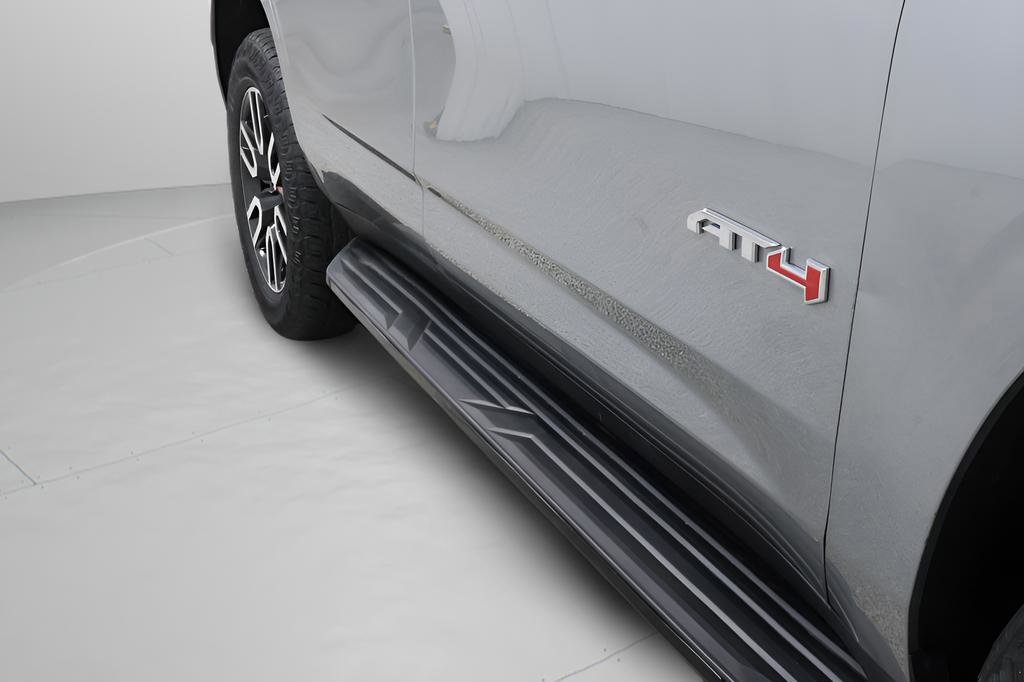 Used 2023 GMC Yukon AT4 AWD/4WD image 38