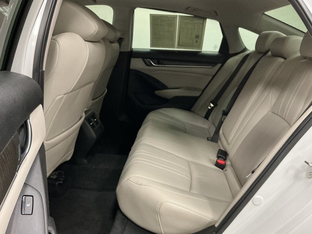 Used 2019 Honda Accord Touring image 19