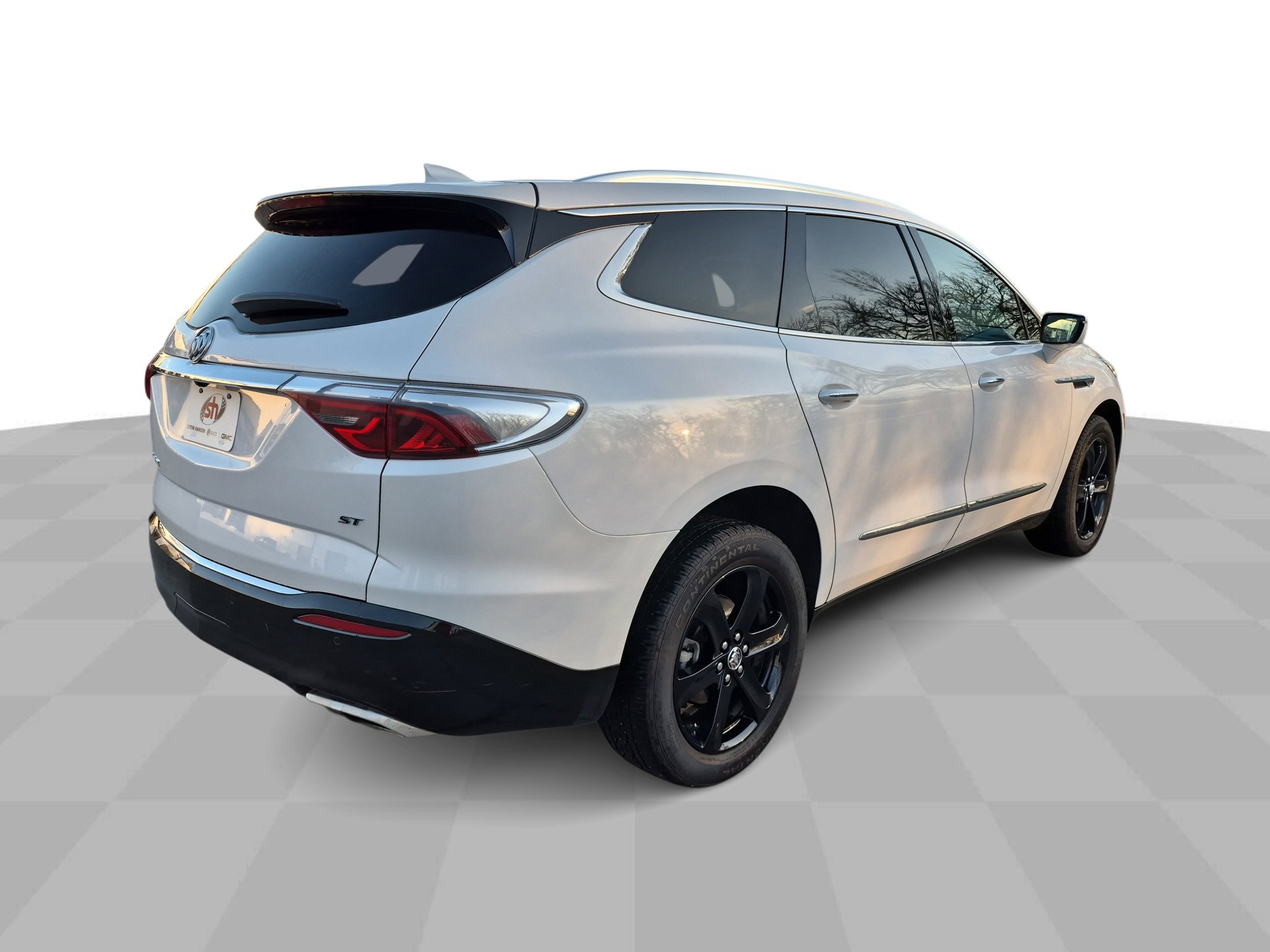 Used 2024 Buick Enclave Essence w/ Sport Touring Edition image 9