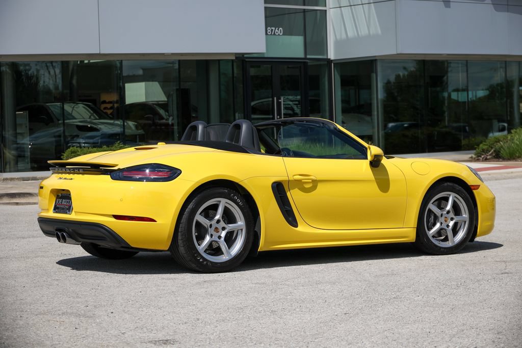 Certified 2024 Porsche 718 Boxster RWD image 26