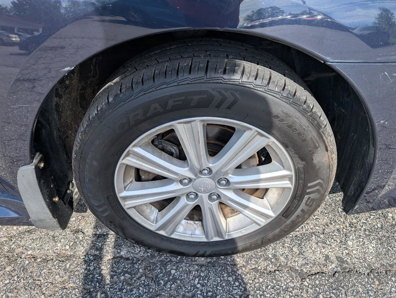 Used 2012 Subaru Legacy 2.5i w/ Alloy Wheel Pkg AWD/4WD image 39