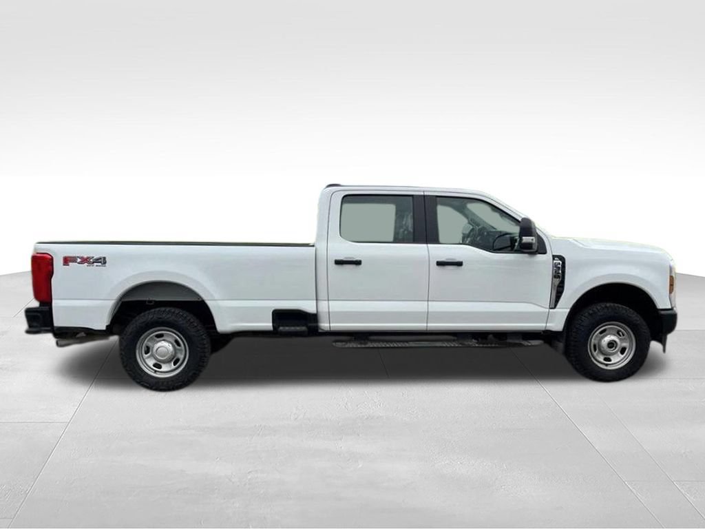 Used 2024 Ford F350 XL w/ FX4 Off-Road Package AWD/4WD image 6