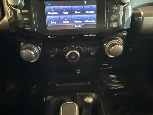 Used 2019 Toyota 4Runner TRD Off-Road Premium AWD/4WD image 21