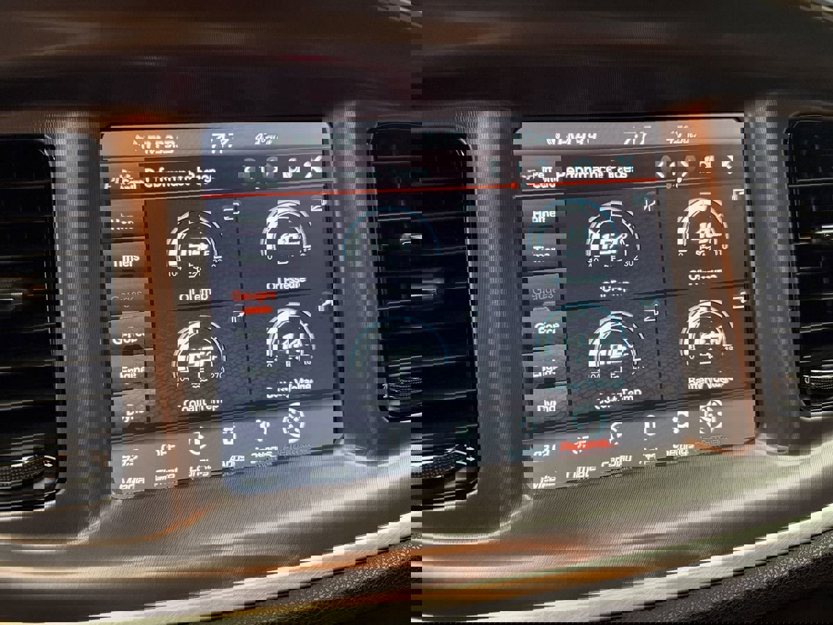 Used 2021 Dodge Charger R/T w/ Blacktop Package image 32