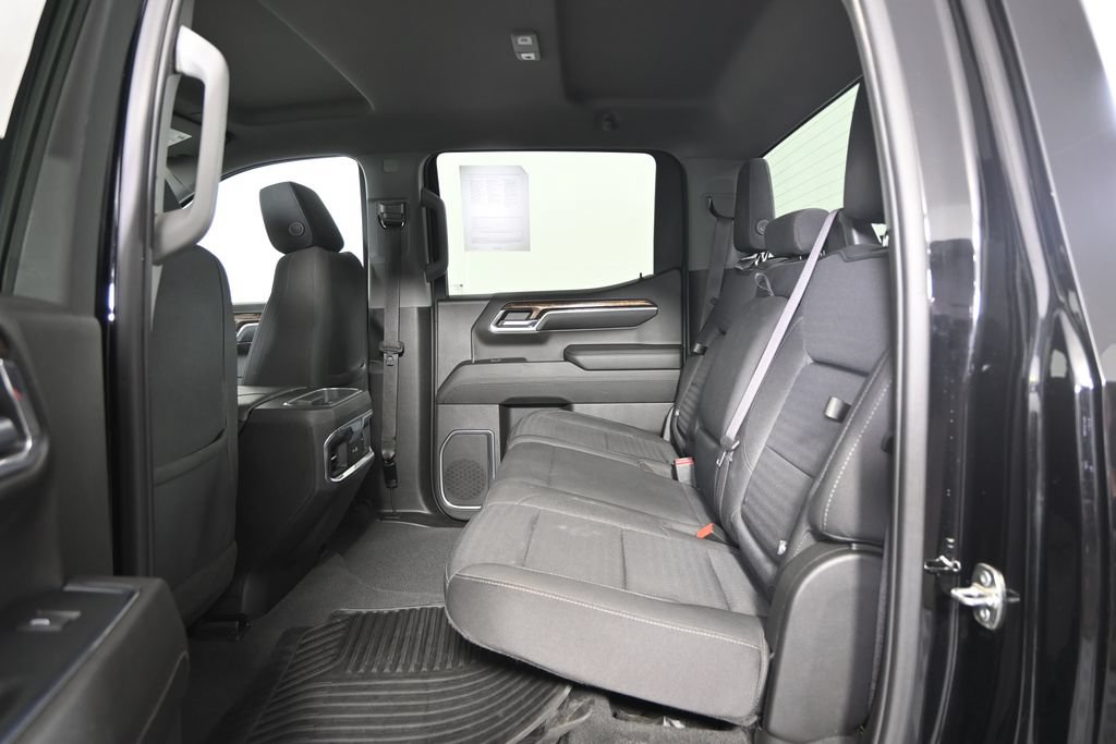 Used 2023 GMC Sierra 1500 Elevation w/ X31 Off-Road Package AWD/4WD image 17