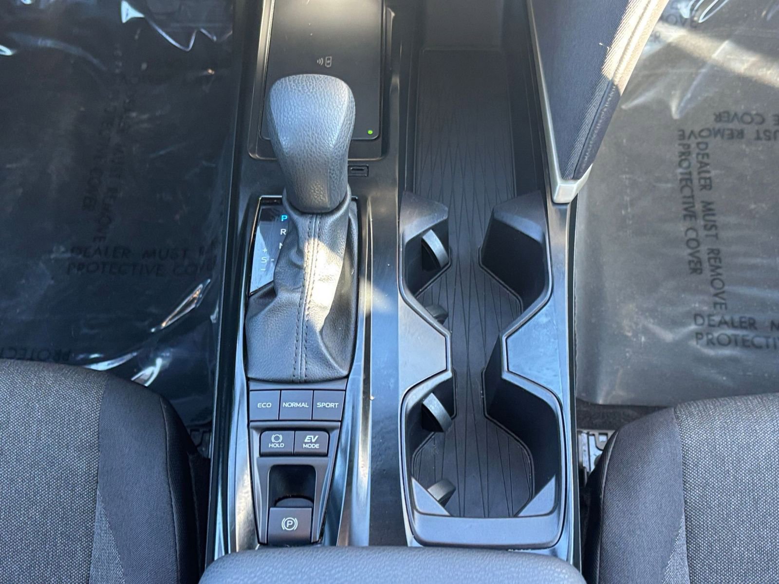 Used 2025 Toyota Camry LE image 37