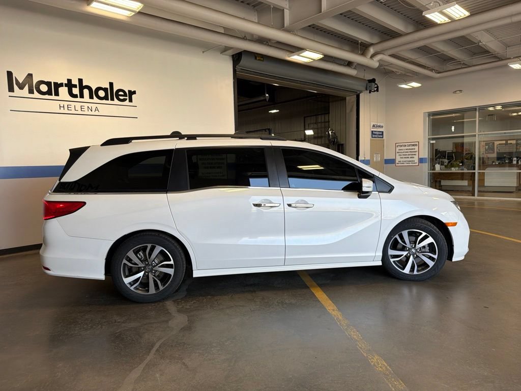 Certified 2023 Honda Odyssey Touring image 4