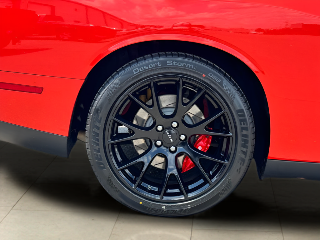 Used 2016 Dodge Challenger SRT Hellcat RWD image 41