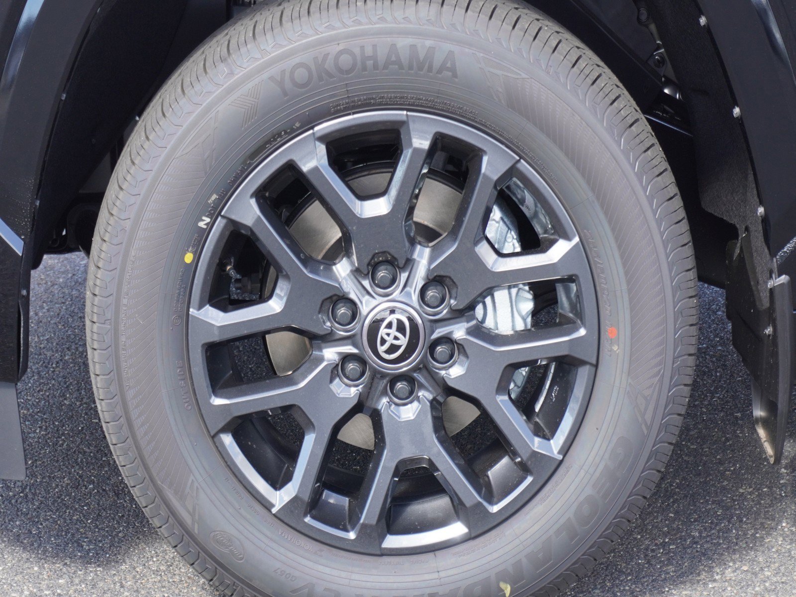 New 2026 Toyota Sequoia Platinum image 7