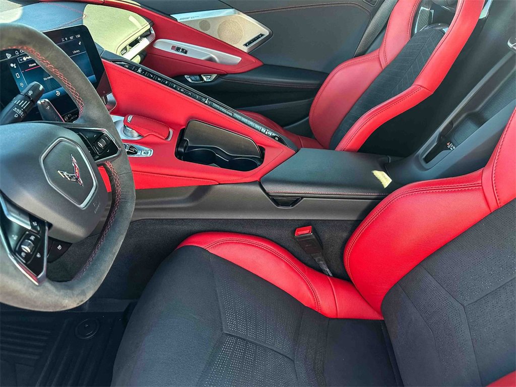 Used 2024 Chevrolet Corvette Stingray Preferred Cpe w/ Z51 Performance Package image 13