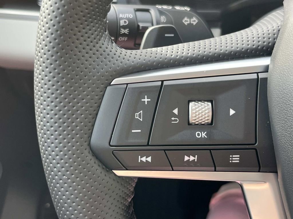 New 2026 Mitsubishi Outlander SE image 28