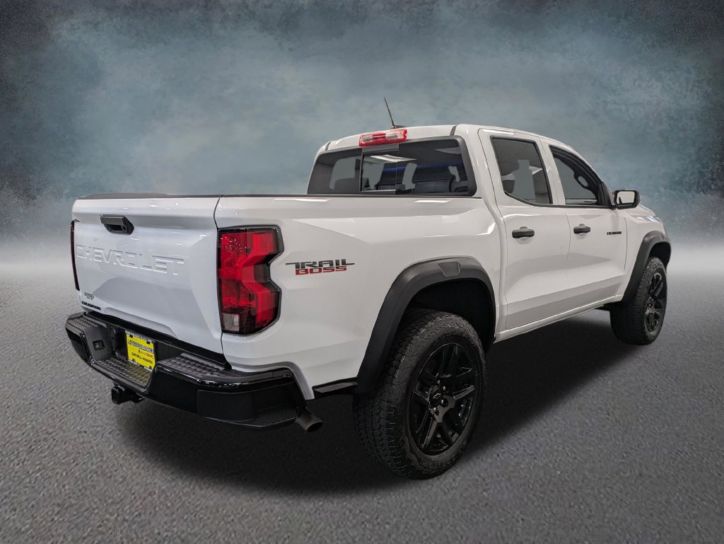 Certified 2024 Chevrolet Colorado Trail Boss w/ Advanced Trailering Package AWD/4WD image 4