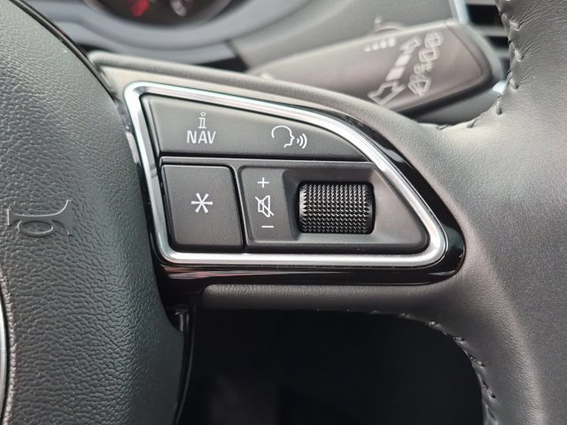 Used 2018 Audi Q3 2.0T Premium Plus w/ Premium Plus Package AWD/4WD image 20