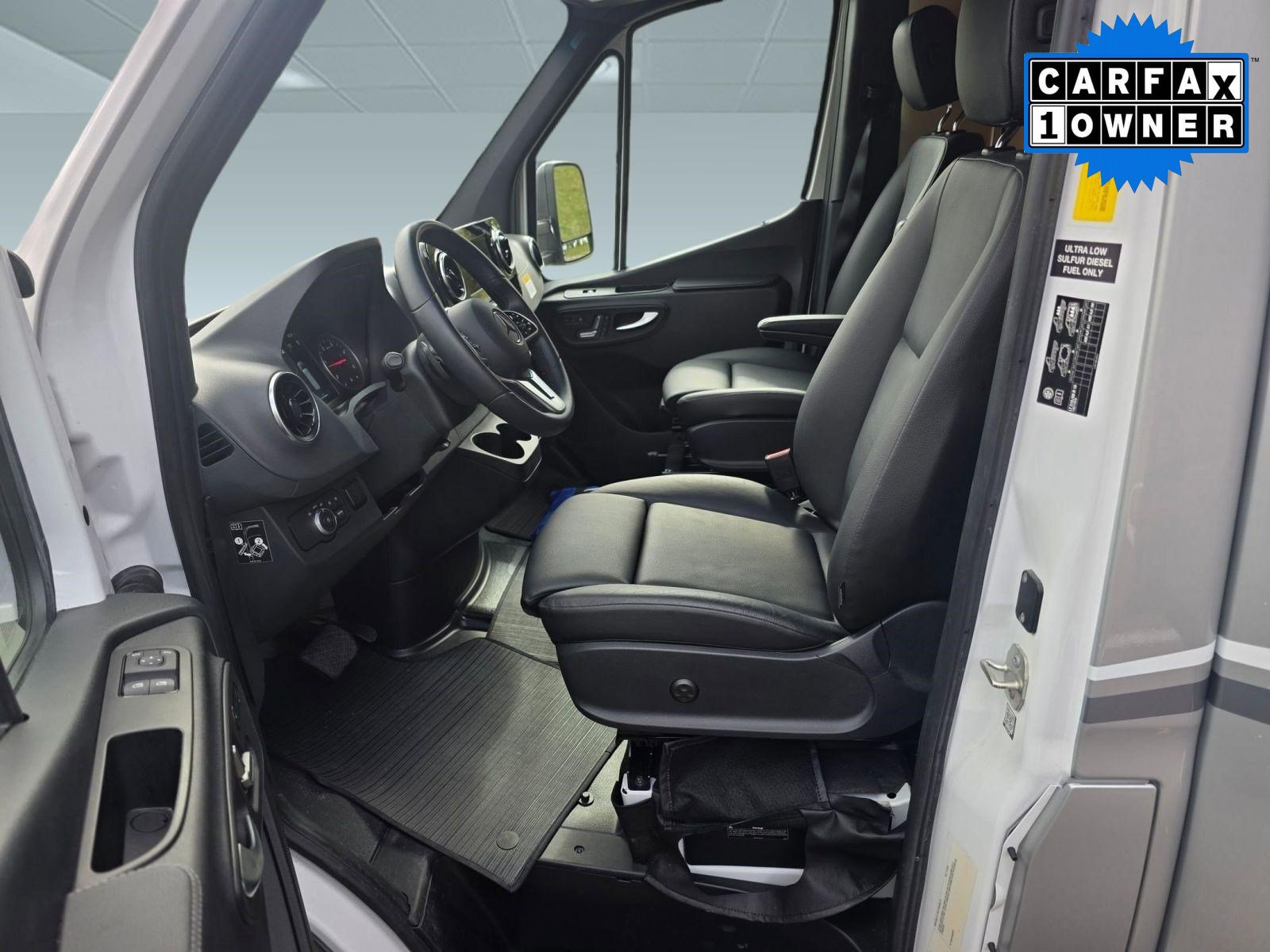 Used 2022 Mercedes-Benz Sprinter 3500 image 5