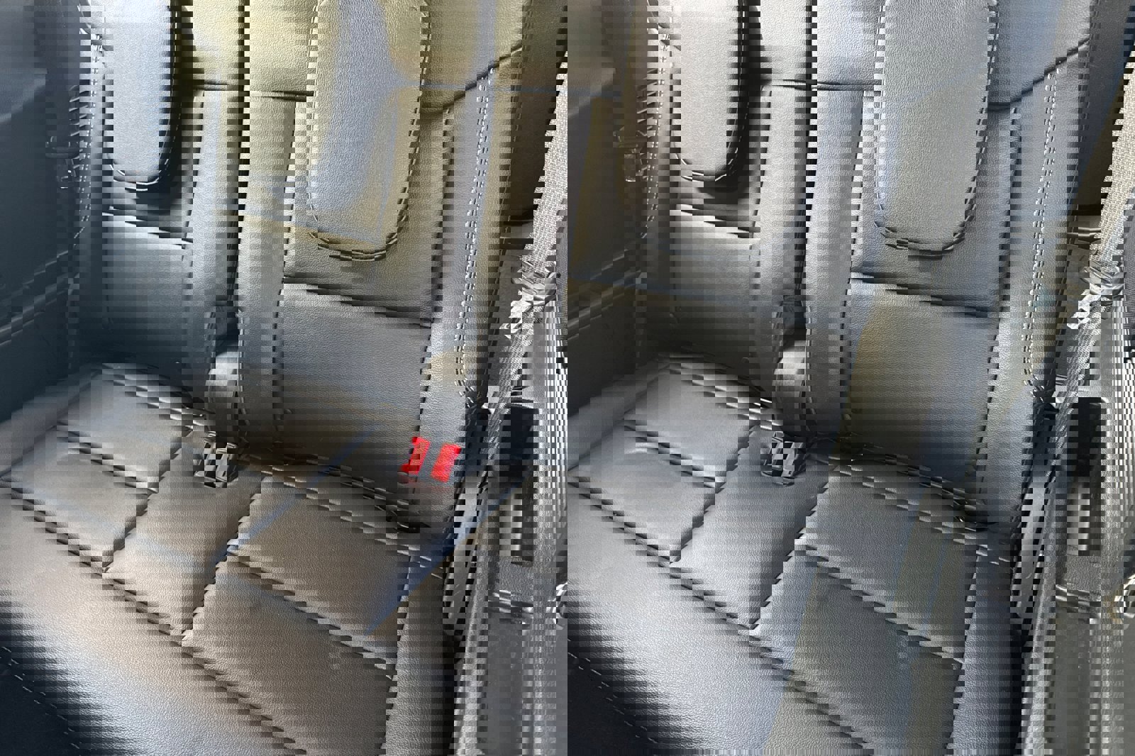 Used 2020 Ford Explorer ST w/ ST High-Performance Pack image 16