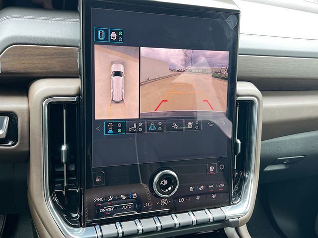 New 2026 GMC Yukon XL Denali Ultimate image 9