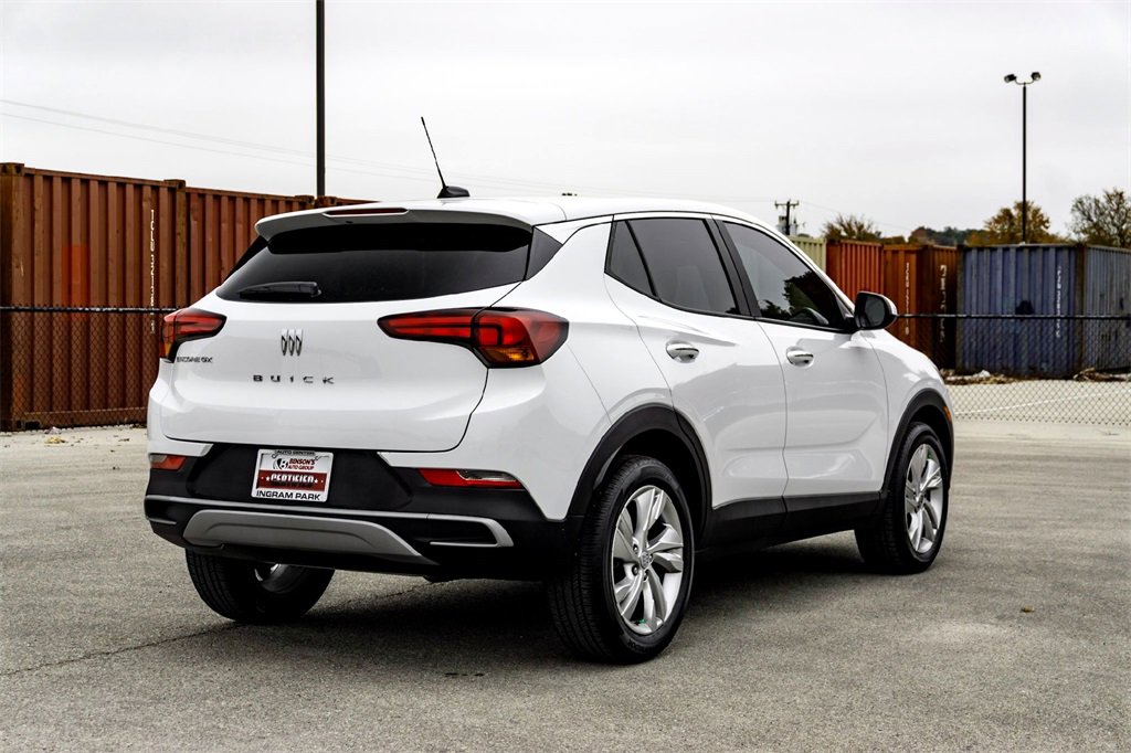 Used 2025 Buick Encore GX Preferred w/ Comfort Package image 5