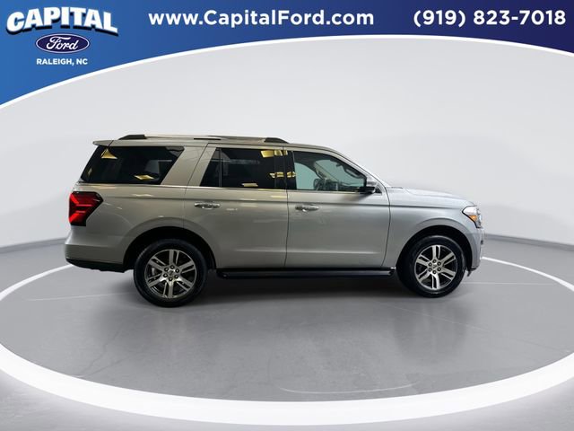Certified 2024 Ford Expedition Limited image 9