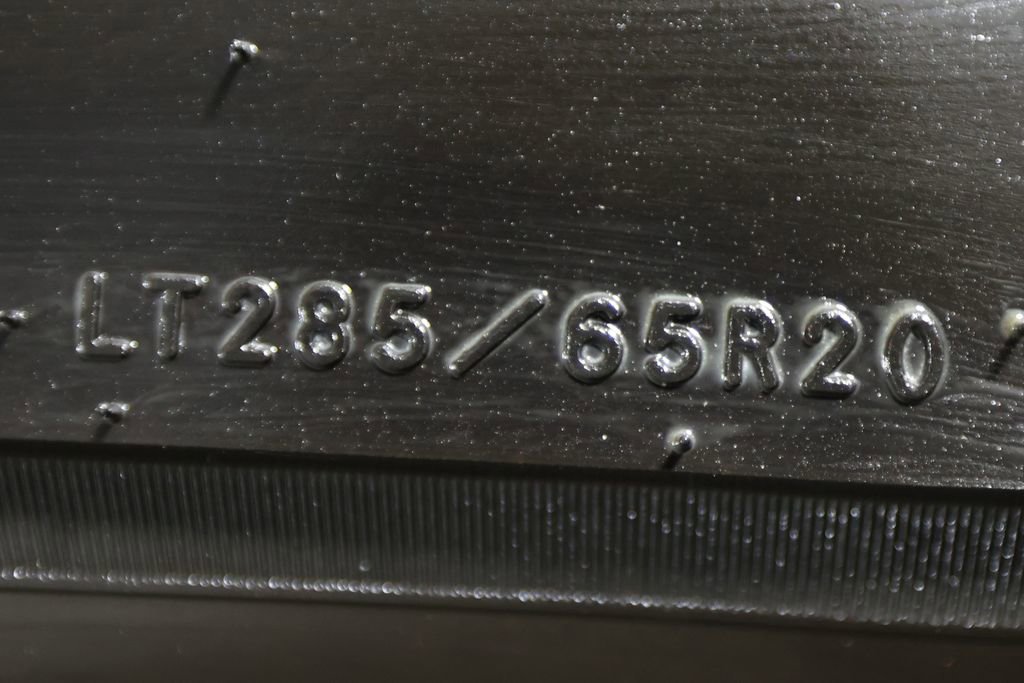 Used 2024 Tesla Cybertruck AWD Crew Cab image 49