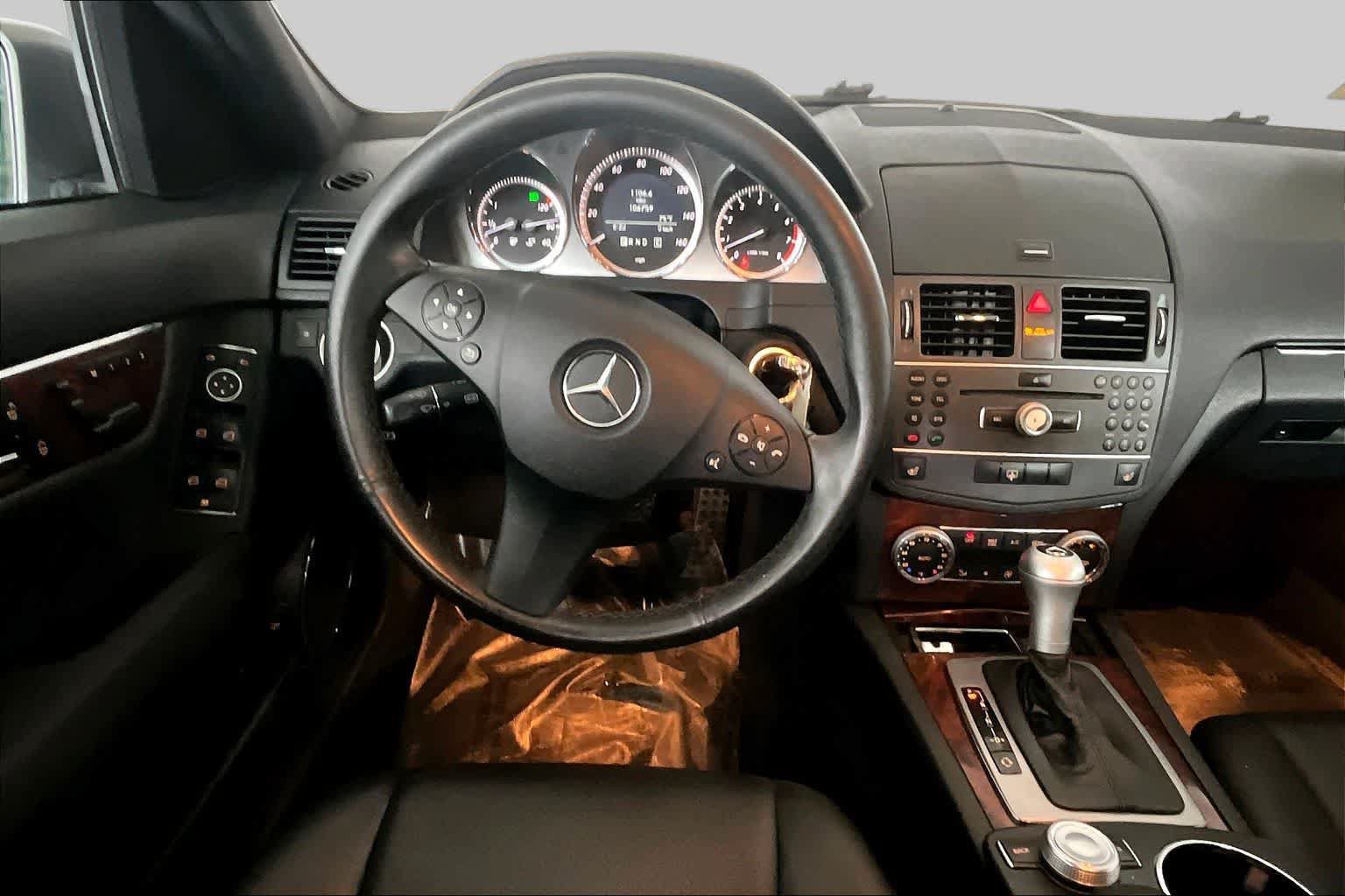 Used 2011 Mercedes-Benz C 300 4MATIC Sedan image 6