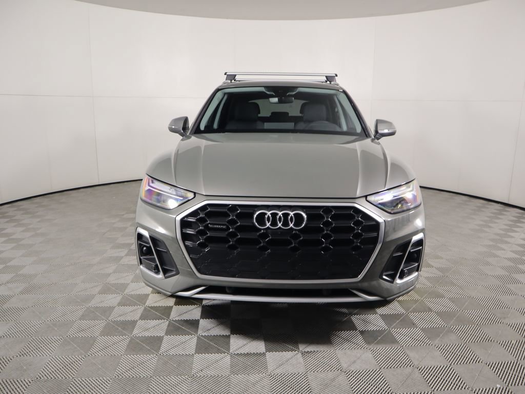 Certified 2025 Audi Q5 2.0T Premium Plus w/ Premium Plus Package image 2