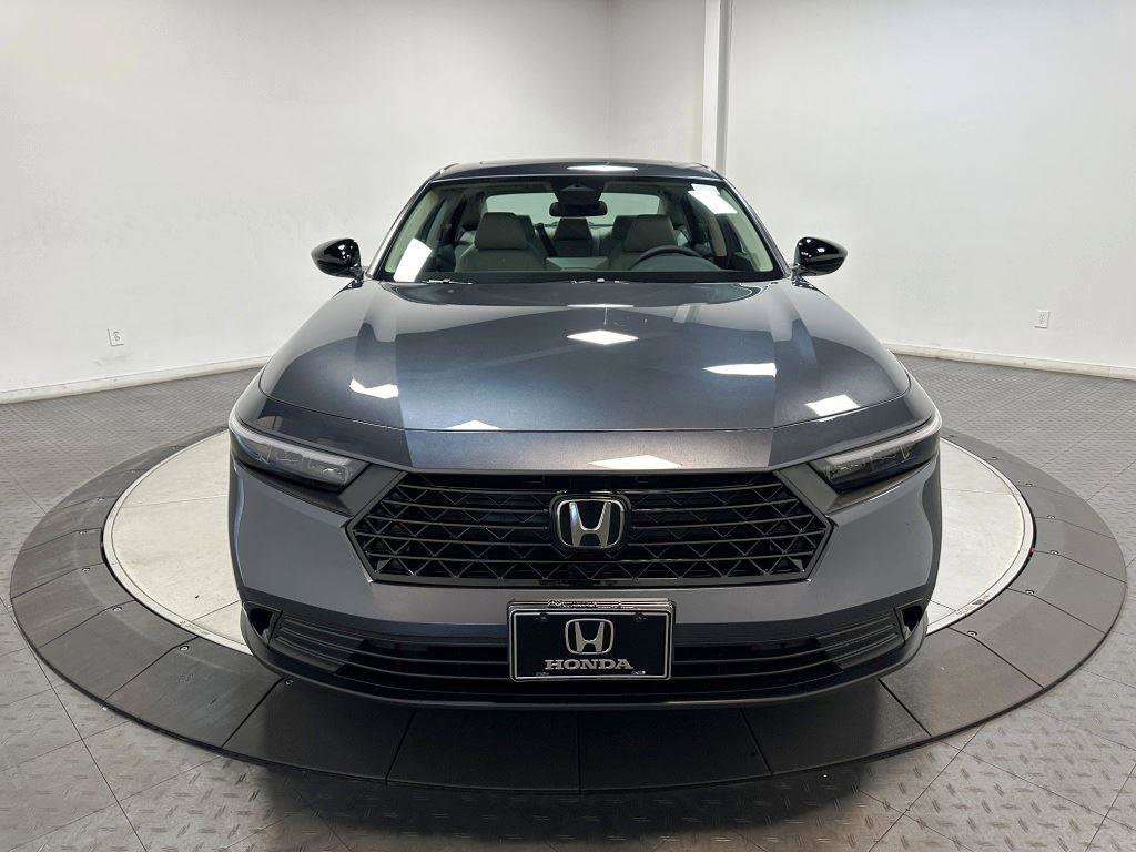 New 2025 Honda Accord SE image 3