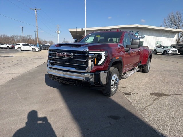 New 2026 GMC Sierra 3500 SLT w/ SLT Convenience Package image 2