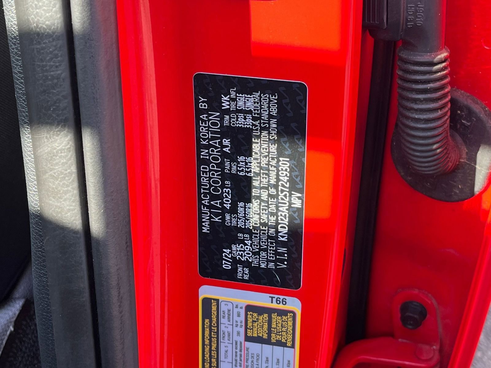 Used 2025 Kia Soul LX w/ LX Technology Package image 24