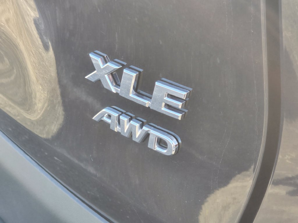 Certified 2025 Toyota RAV4 XLE AWD/4WD image 15