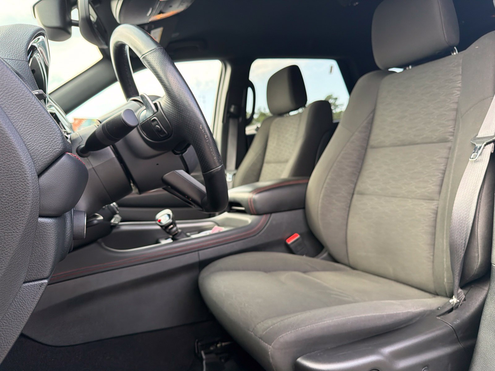 Used 2025 Dodge Durango GT RWD image 8