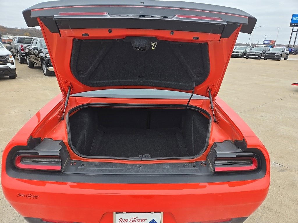 Used 2021 Dodge Challenger SXT w/ Blacktop Package image 39