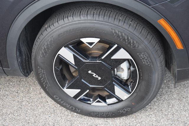 New 2026 Kia Sportage LX w/ LX Convenience Package AWD/4WD image 12